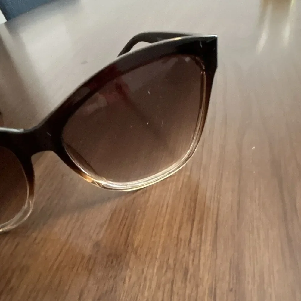 Jessica Simpson J5823 Women's Cat Eye Sunglasses Black Brown Gradient UV400